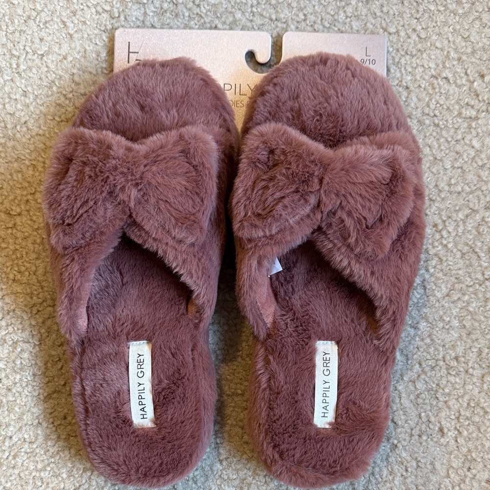 Plush Bow Slippers in Mauve